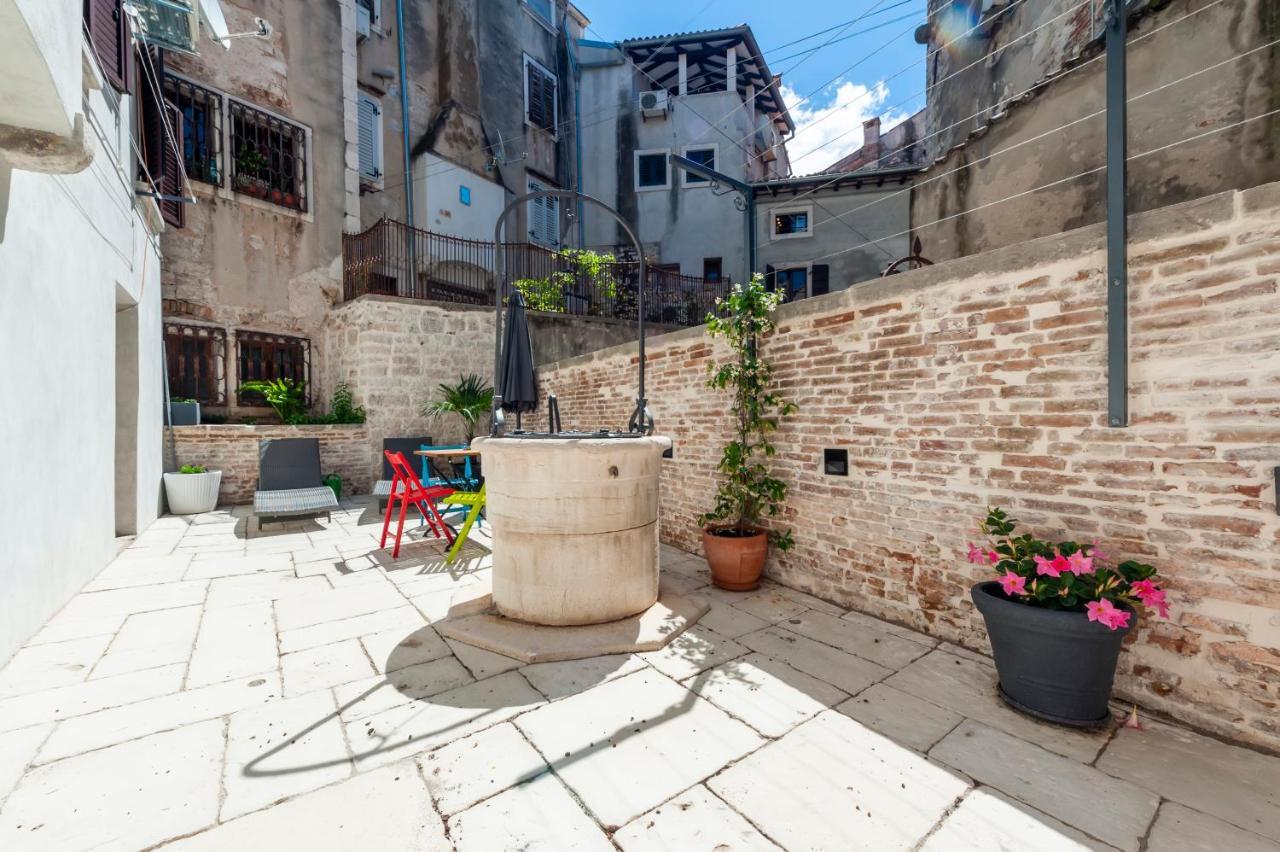 Dc II Downtown Apartment 罗维尼 外观 照片