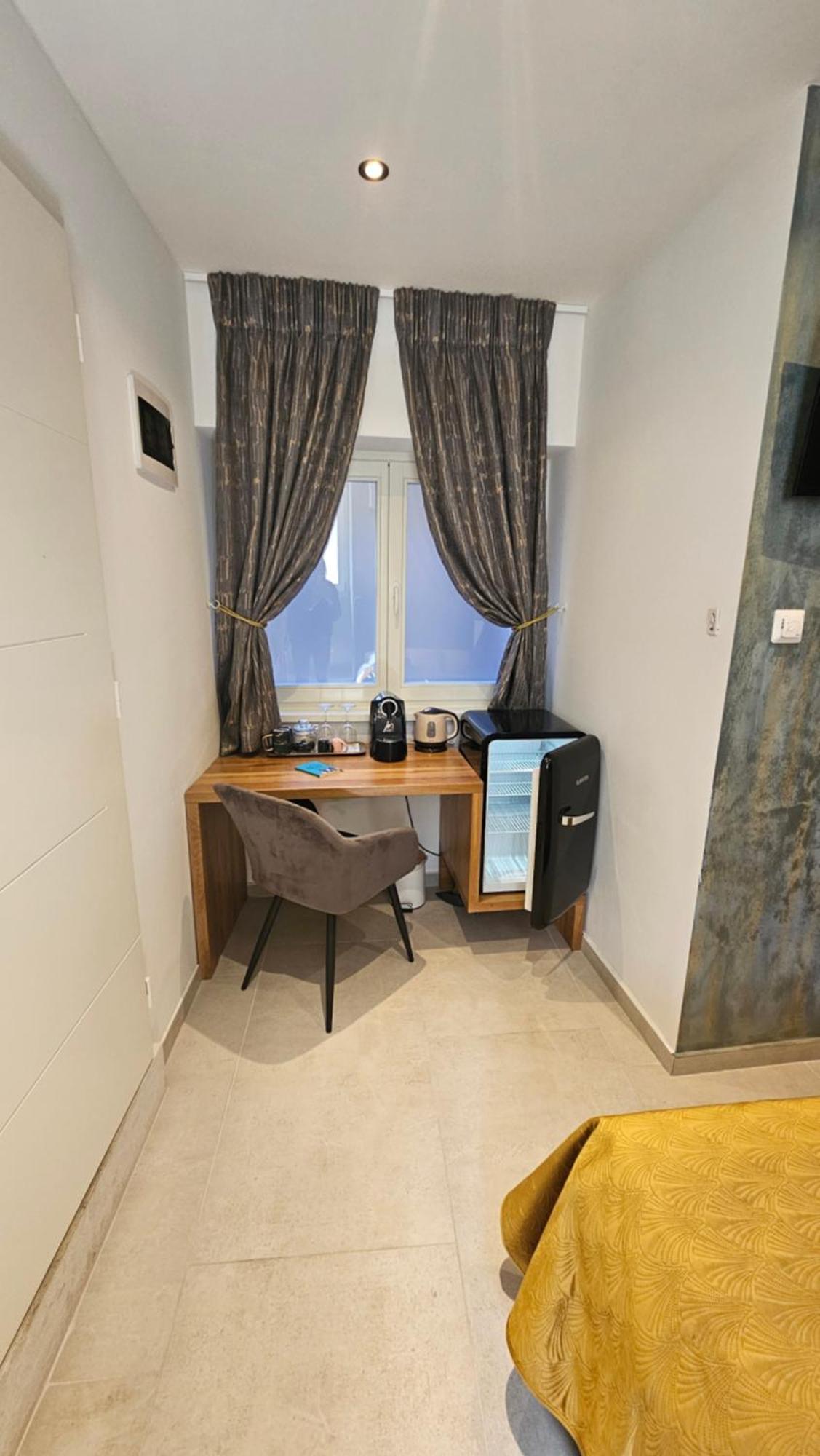 Dc II Downtown Apartment 罗维尼 客房 照片